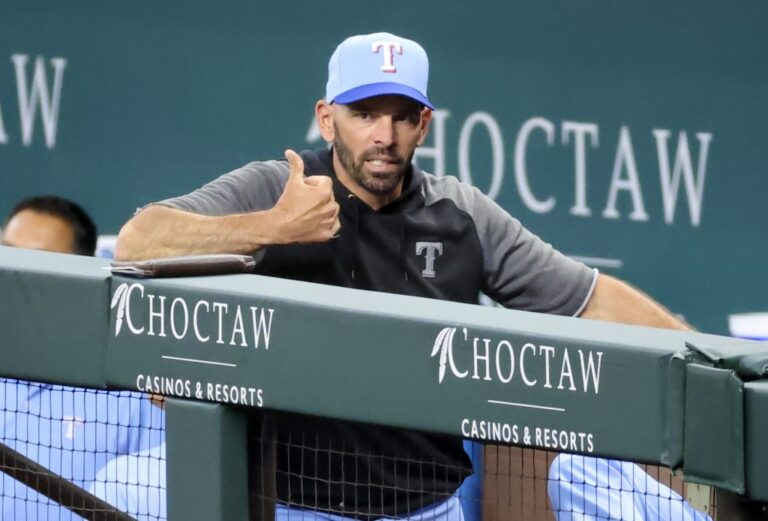 chris-woodward-rangers-manager-1024x694.jpg