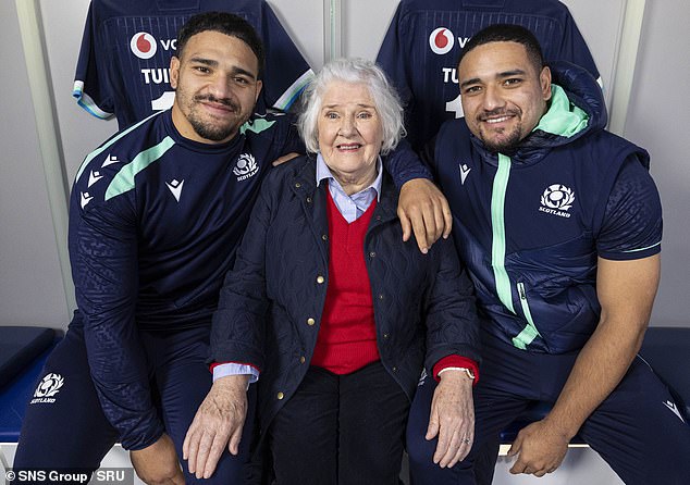 93384481-14217017-Mosese_left_and_Sione_met_up_with_their_grandmother_Jaqueline_Th-a-1_1734807977567.jpeg