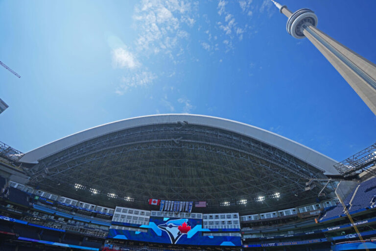 Blue_Jays_Rogers_Centre_generic-1024x683.jpg