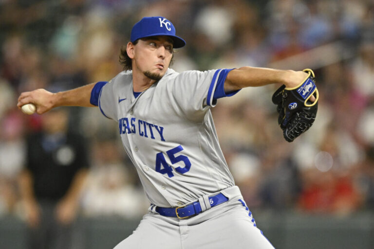 TaylorClarke-Royals-1024x683.jpg