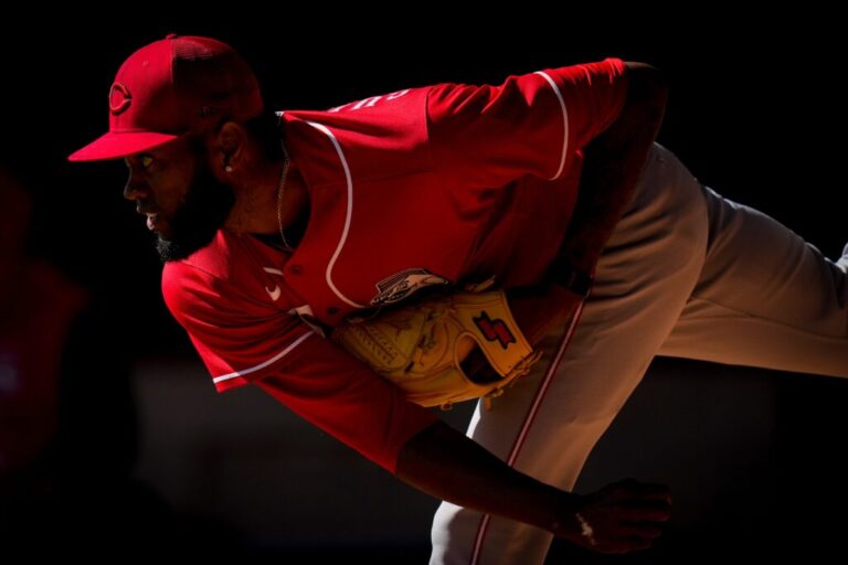 Tayron_Guerrero_Reds-1024x683.jpg