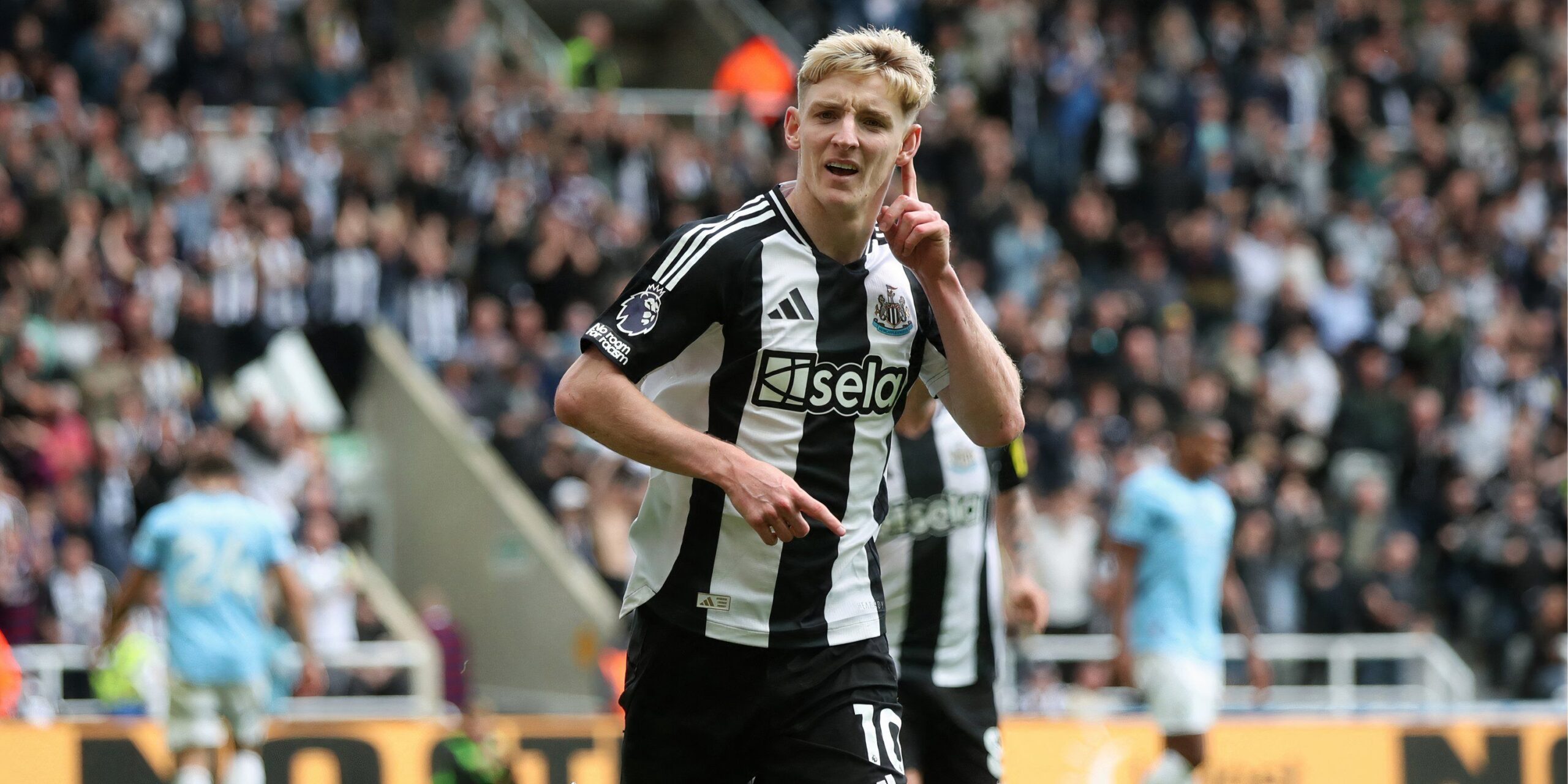 anthony-gordon-scores-for-newcastle.jpg