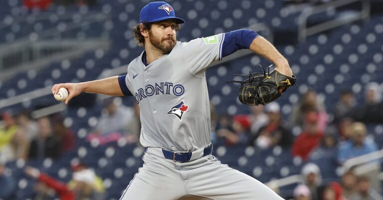 jordan-romano-signs-phillies.jpg