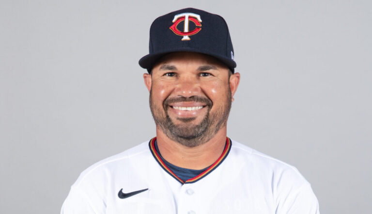 ramon-borrego-twins-coach-e1733428513562-1024x588.jpg