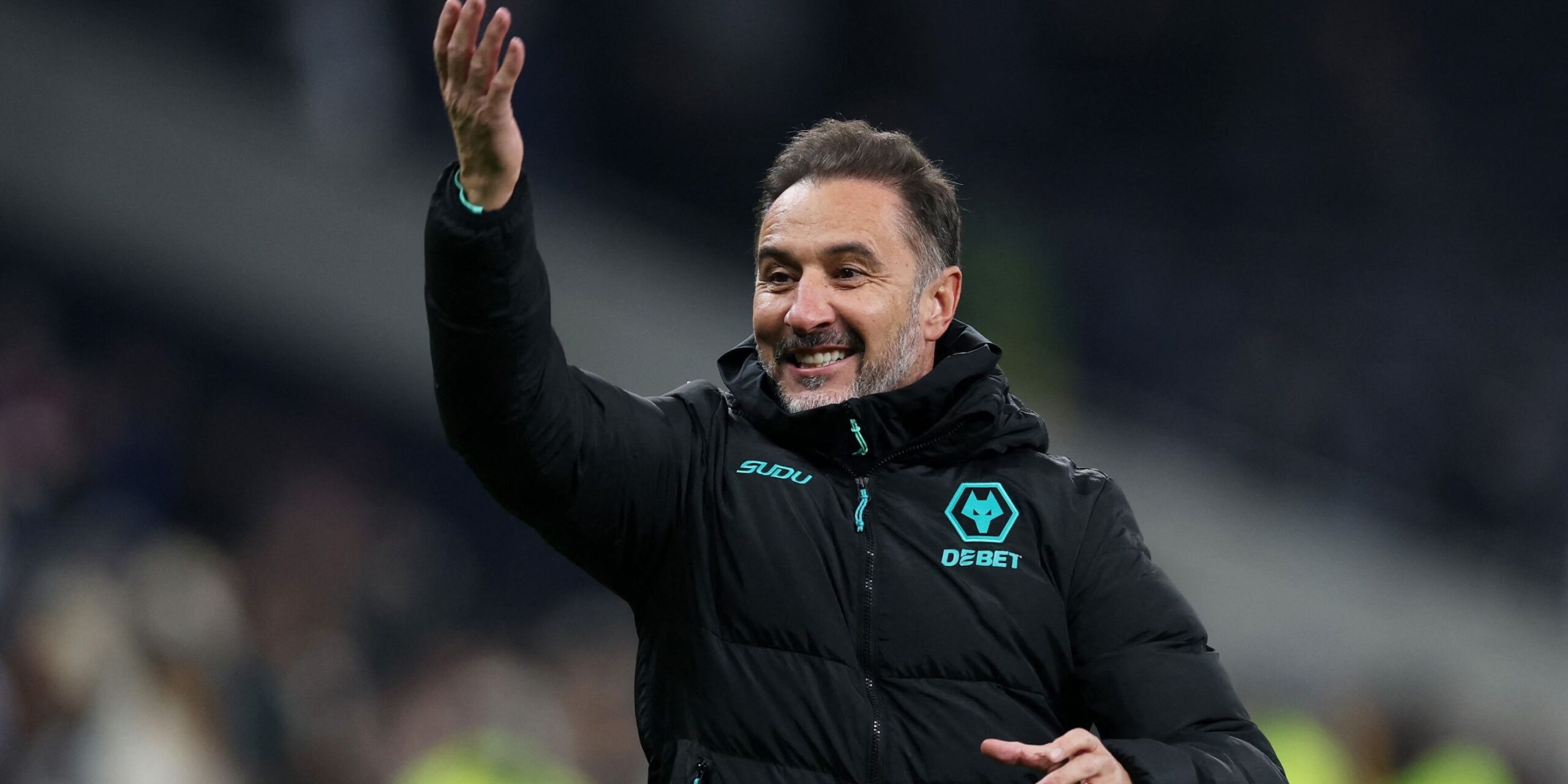 wolverhampton-wanderers-manager-vitor-pereira-reacts-after-the-match.JPG