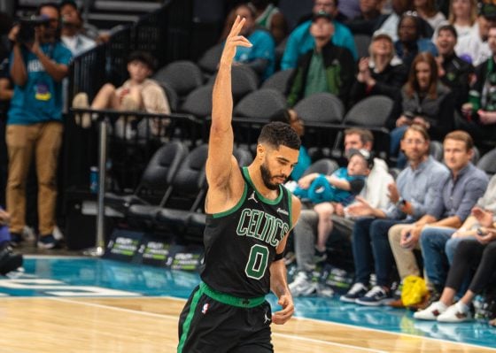 @unknownvision_PeterBaba_11-1-24_HornetsCeltics18-560x399.jpg