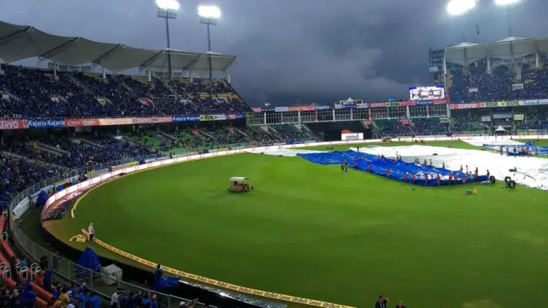 Cricket-Ground-in-Kerala.jpg