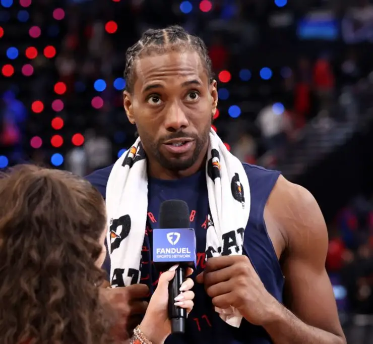 Kawhi-Leonard-Steps-Away-From-Clippers-After-Family-Was-Affected-by-Wildfires.jpg