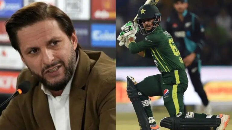 Shahid-Afridi-Saim-Ayub.jpg