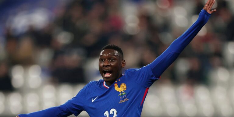 france-s-randal-kolo-muani-reacts.JPG