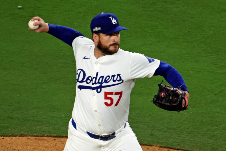 ryan-brasier-dodgers-1024x683.jpg