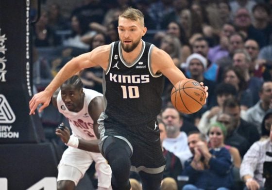 sabonis-e1672129160930-560x392.jpeg