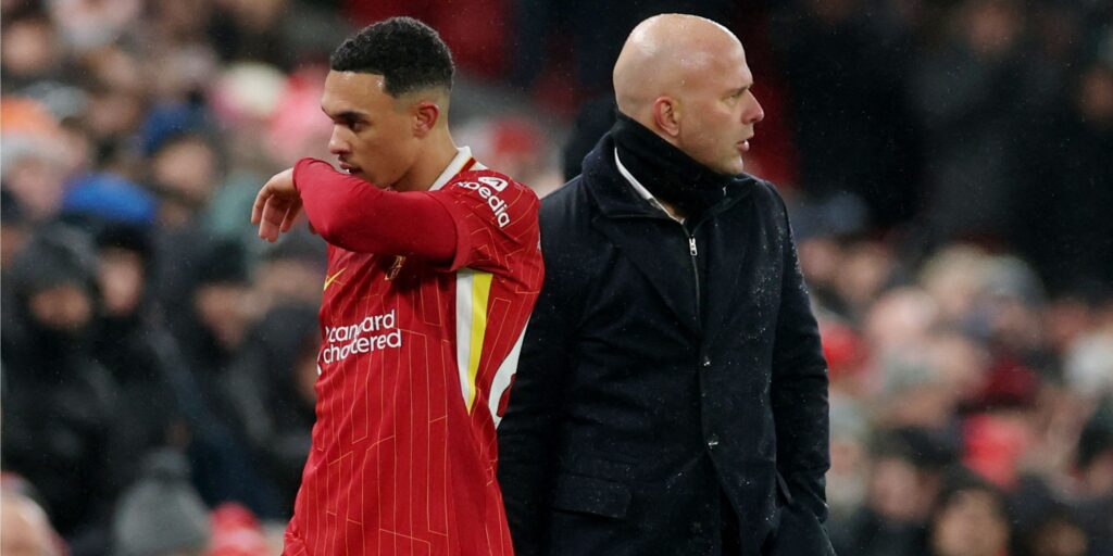trent-alexander-arnold-arne-slot-liverpool.jpg