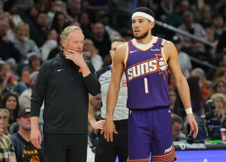 Devin-Booker-and-Mike-Budenholzer-pic.jpg