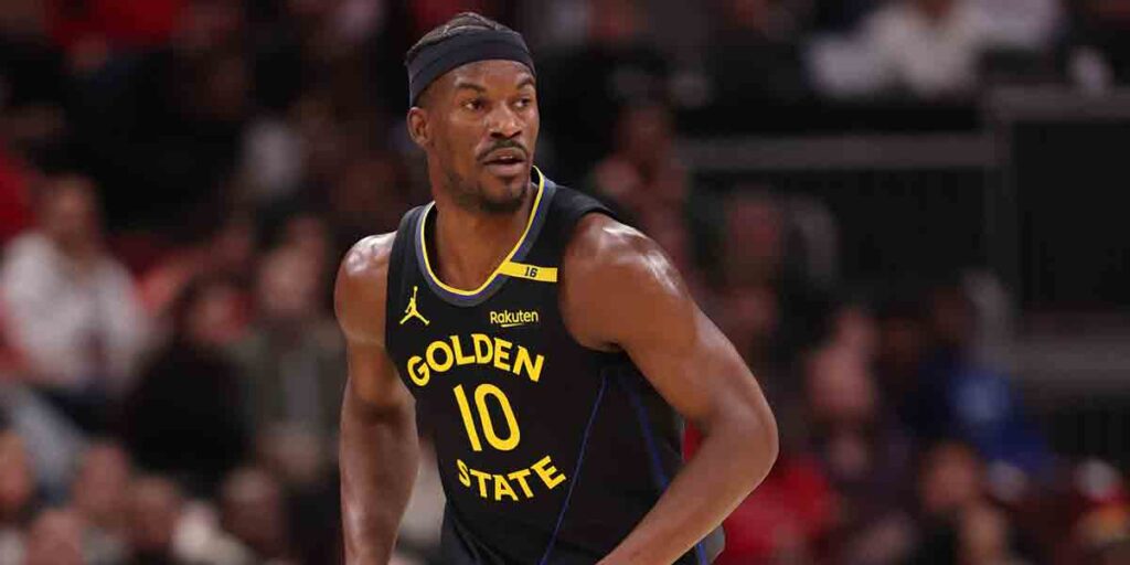 Jimmy-Butler-Caps-Off-Stellar-Warriors.jpg