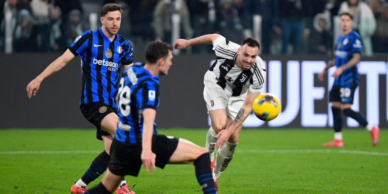 juventus-federico-gatti-in-action-with-inter-milan-s-benjamin-pavard.JPG