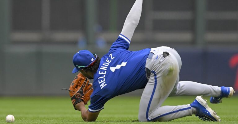 mj-melendez-royals-outfield-woes.jpg