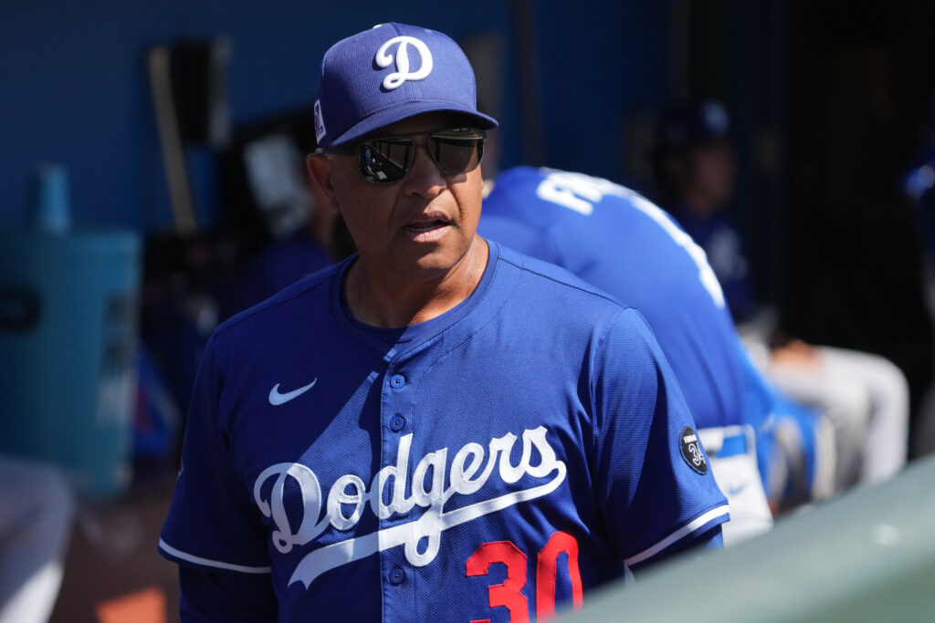 Dave_Roberts_Dodgers-1024x683.jpg