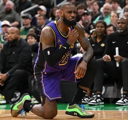 Lakers-LeBron-James-To-Miss-1-2-Weeks-With-Groin-Strain.jpg