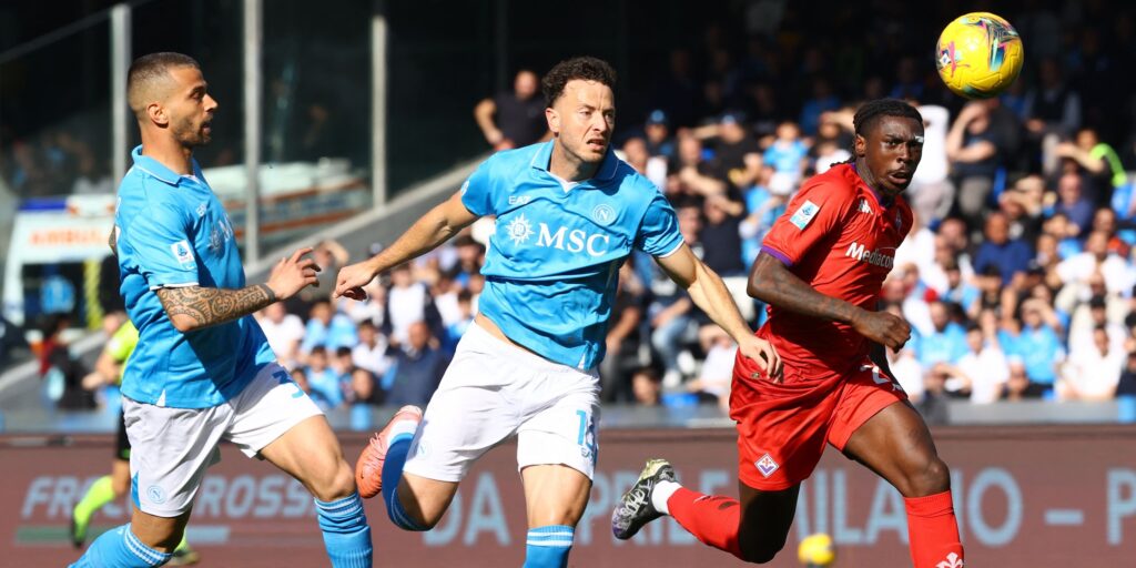 fiorentina-s-moise-kean-in-action-with-napoli-s-amir-rrahmani.JPG