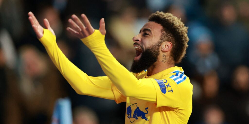 jayden-bogle-leeds.jpg