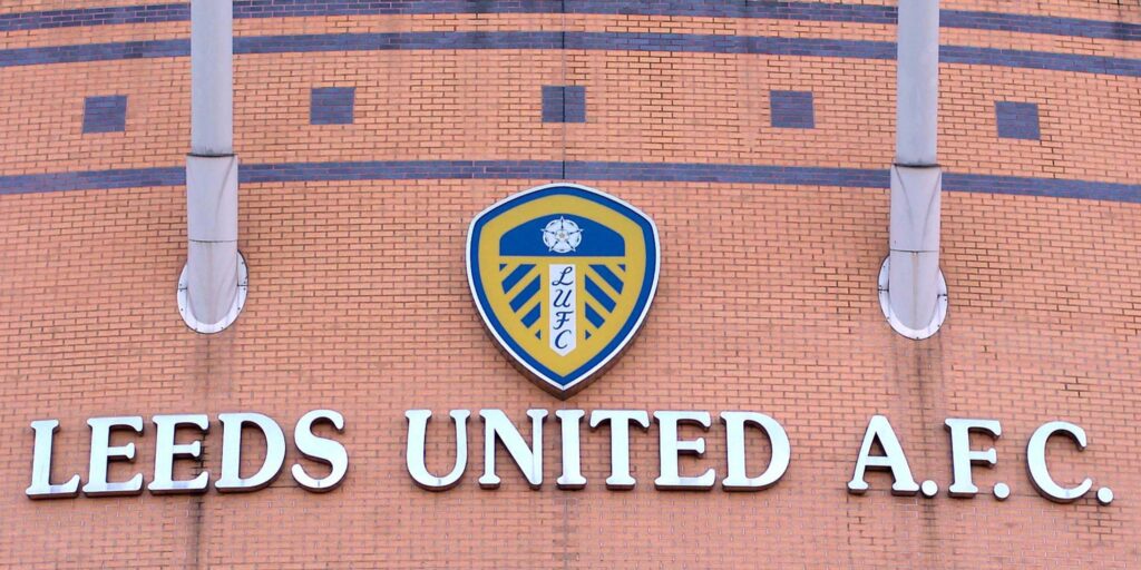 leeds-united-elland-roa-badge.jpg