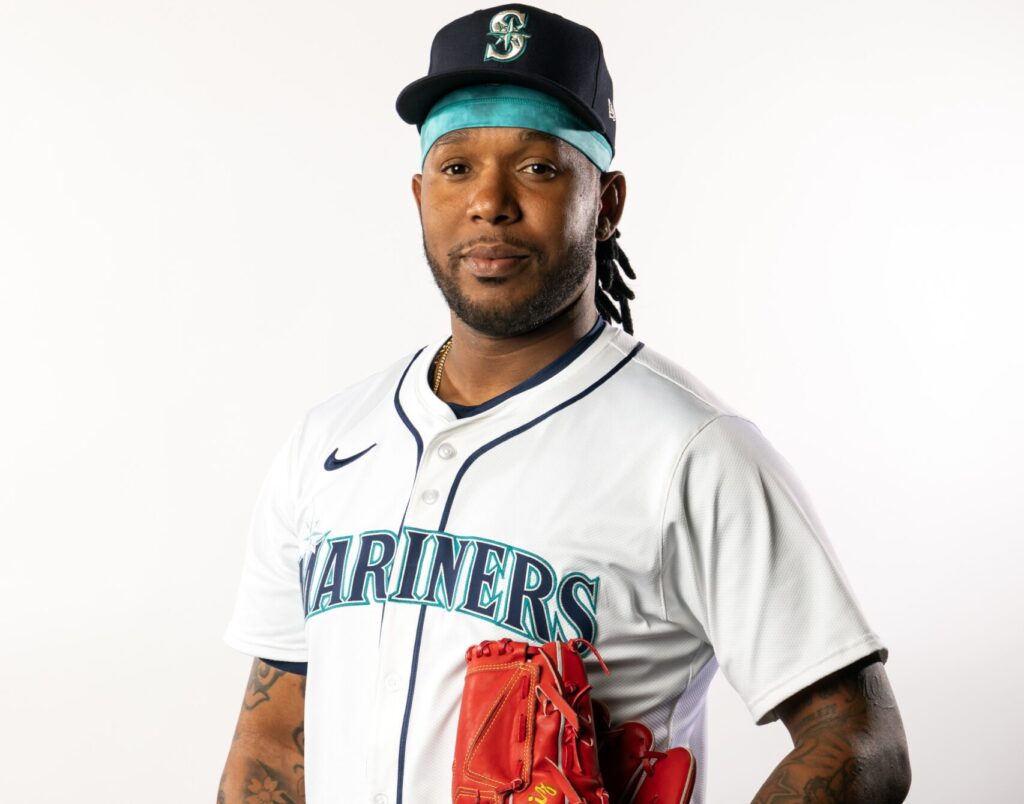 neftali-feliz-mariners-scaled-e1741975741796-1024x804.jpg