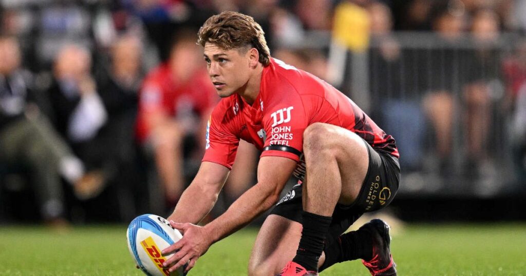 Crusaders_JamesOConnor_linesupkick_resized_GettyImages-2207442905-1200x630.jpg