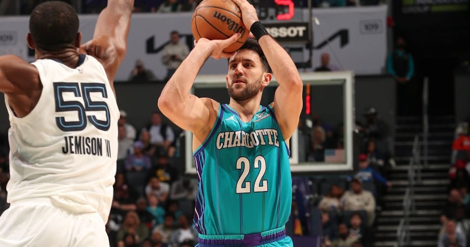 2fd7418e-vasilije-micic-shoots-charlotte-hornets-vs-memphis-grizzlies-getty-images.jpg