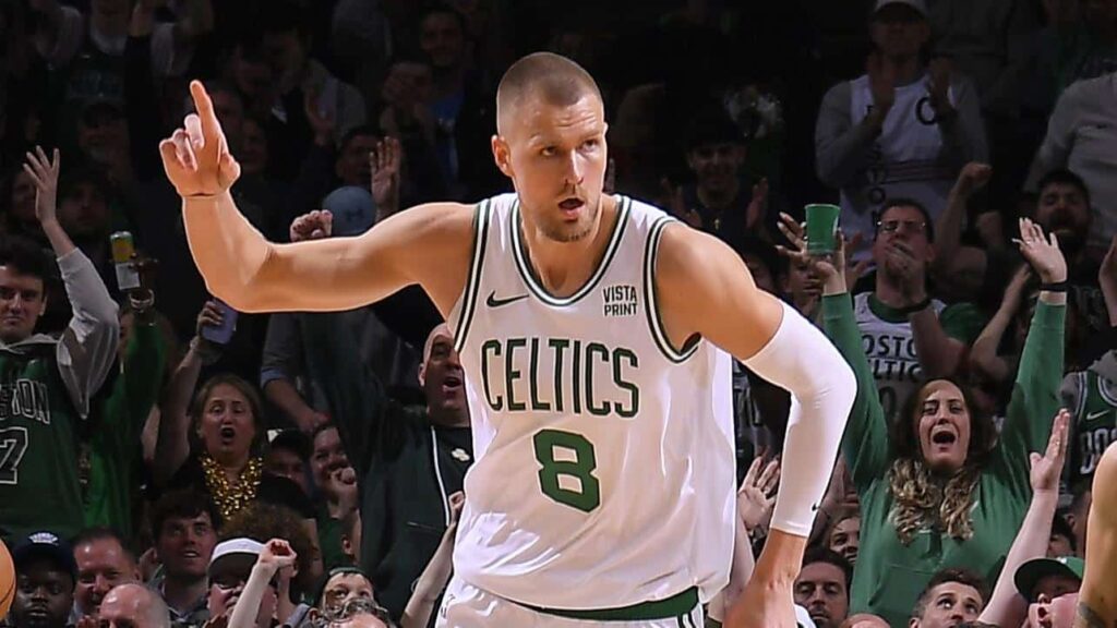 Kristaps-Porzingis-Boston-Celtics.jpg