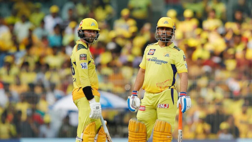 MS-Dhoni-Devon-Conway-CSK-Chennai-Super-Kings-IPL-2025.jpg