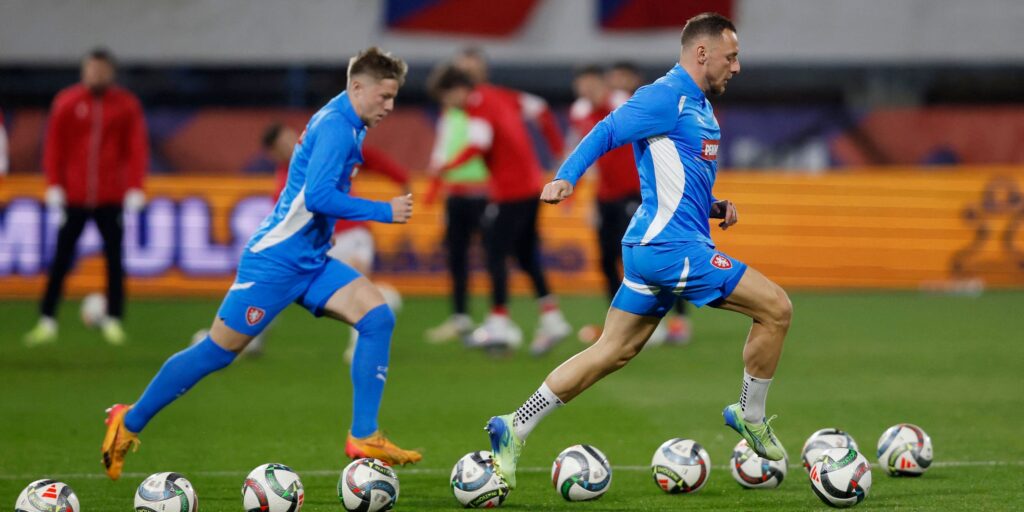 czech-republic-s-vladimir-coufal-during-the-warm-up-before-the-match.JPG