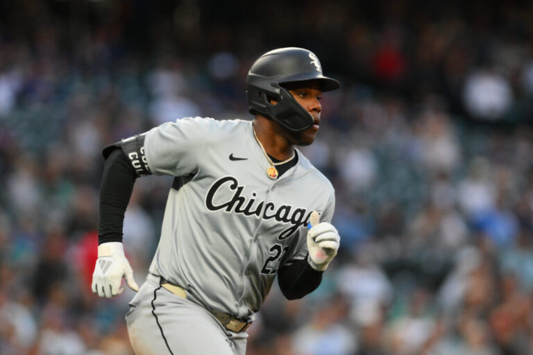 oscar-colas-white-sox-1024x683.jpg