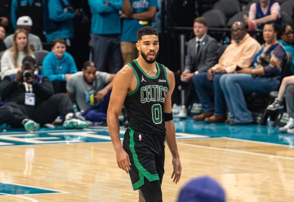 1750044245_@unknownvision_PeterBaba_11-1-24_HornetsCeltics6.jpg