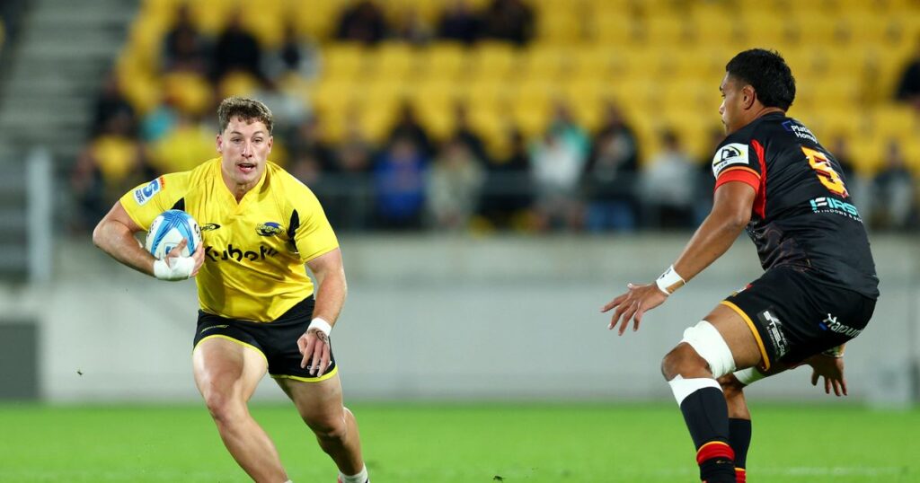 1_Super-Rugby-Pacific-Rd-12-Hurricanes-v-Chiefs.jpg