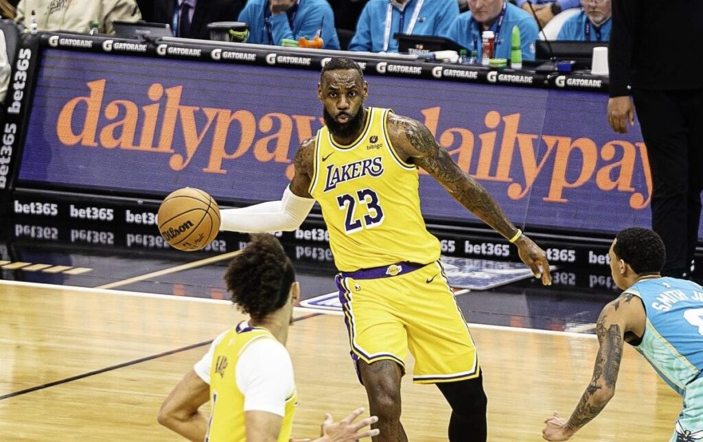 2-5-24-LeBron-James-7-scaled-e1747754158574.jpg