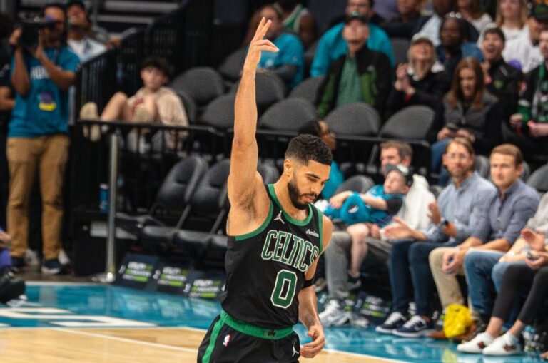 @unknownvision_PeterBaba_11-1-24_HornetsCeltics18-e1748419341657.jpg
