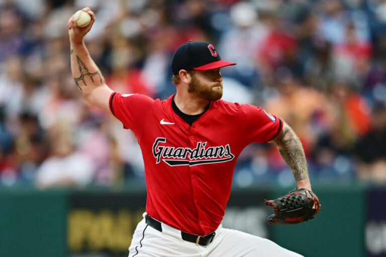 Ben_Lively_Guardians-1024x683.jpg