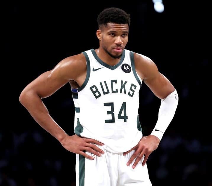 ESPN-Trade-Pitch-Sends-Giannis-Antetokounmpo-To-Pistons.jpg