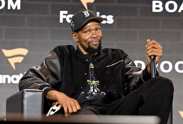 Kevin-Durant-Reportedly-Wants-To-Retire-With-Rockets.jpg