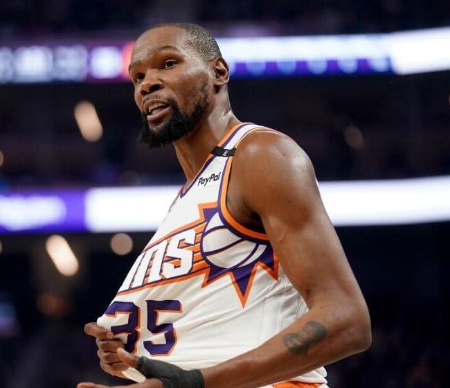 Kevin-Durant-Trade-Rumors-5-Teams-Have-Expressed-Interest-In-Future-Hall-of-Famer.jpg