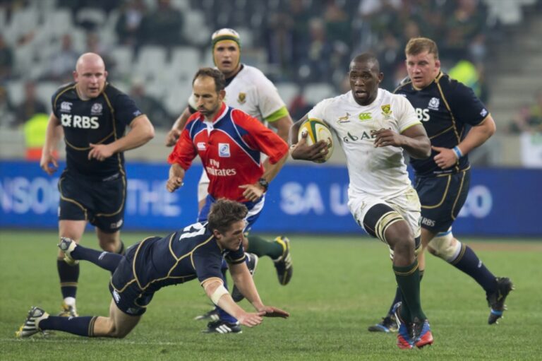 Siya_Kolisi_debut_Boks_Manus_van_Dyk_Gallo.jpg