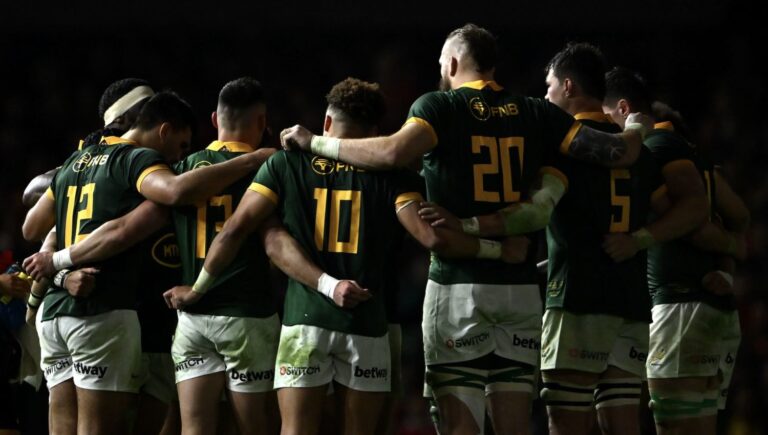Springboks-huddle-2024-Dan-Mullan-Getty-Images-e1749796156152.jpg