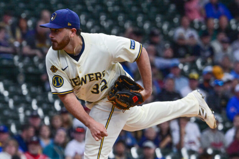 aaron-civale-milwaukee-brewers-1024x683.jpg