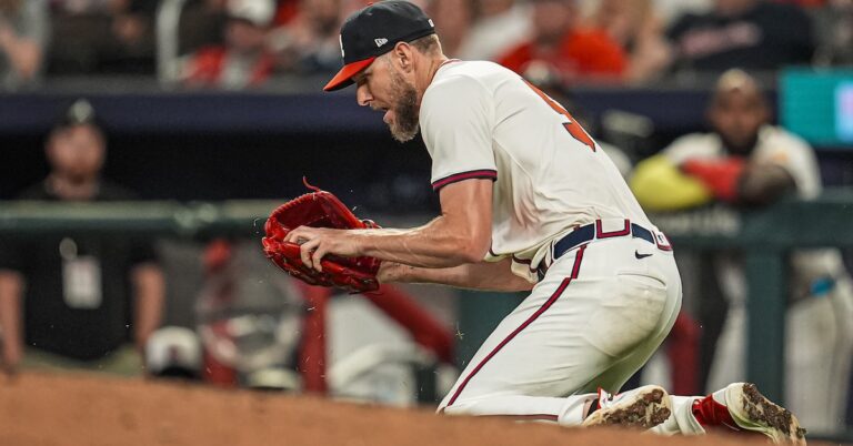 chris-sale-injury-2025.jpg