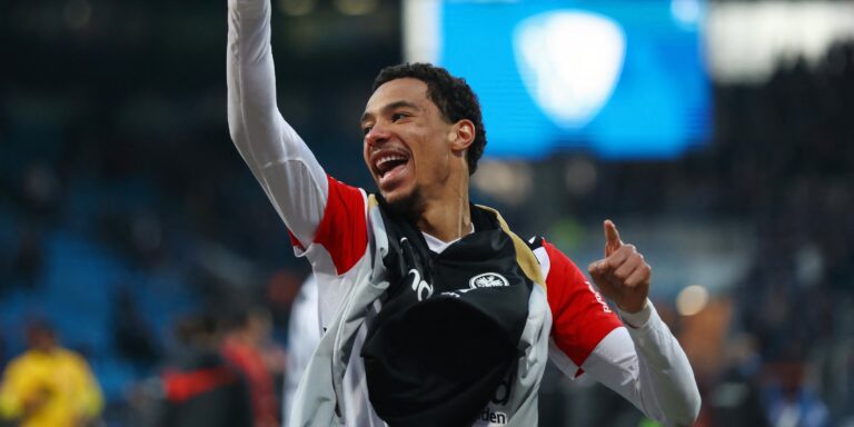 frankfurt-striker-hugo-ekitike-1.jpg