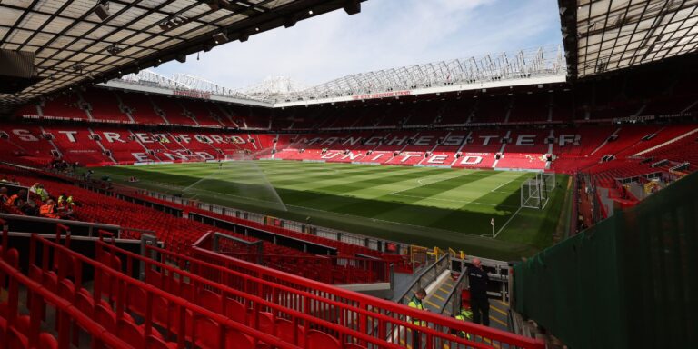 manchester-united-old-trafford.JPG