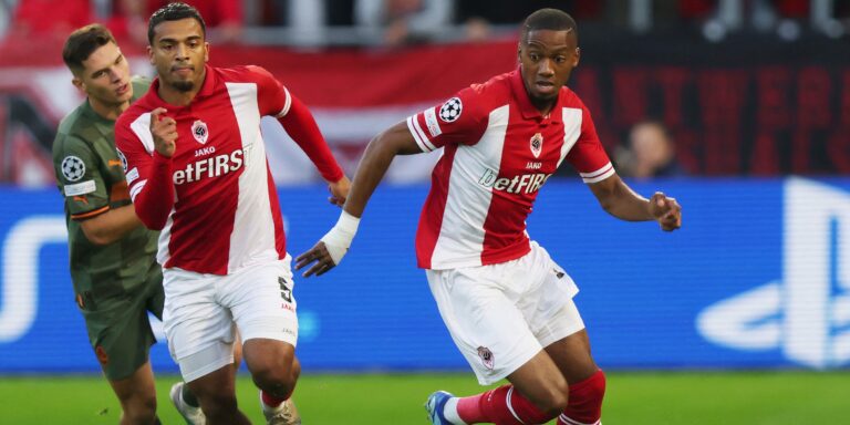 michel-ange-balikwisha-antwerp-celtic.jpg
