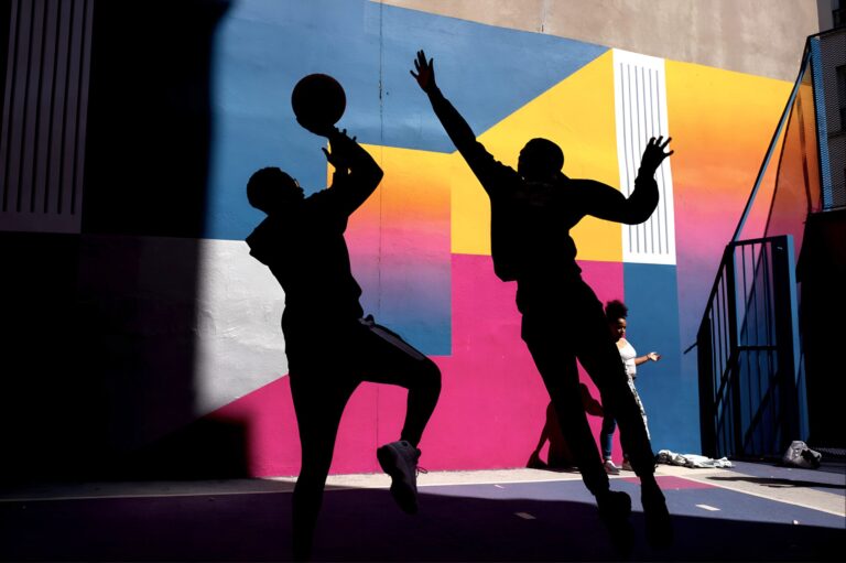 p.036-037-Photo-Courtesy-of-Wenpeng-Lu-Courtside-Candy-gestalten-2025-scaled.jpg