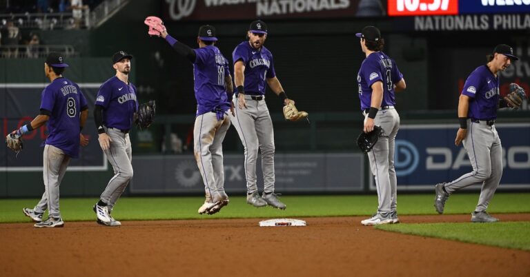 streaking-rockies.jpg